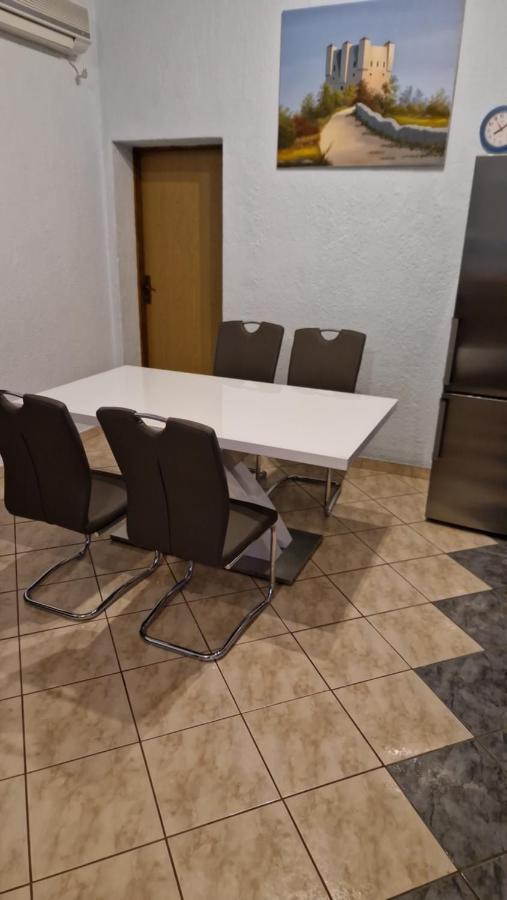 Apartment Jelena Senj  Luaran gambar